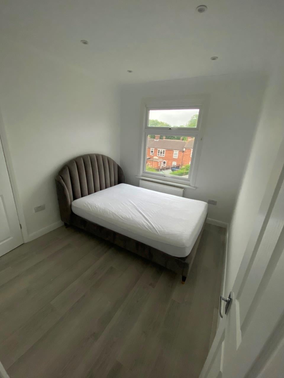 Room Corporation Road in Gillingham