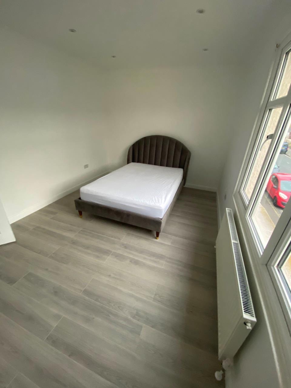 Room Corporation Road in Gillingham