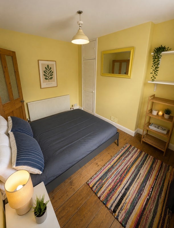 Room Blythe Hill Lane in Greater London
