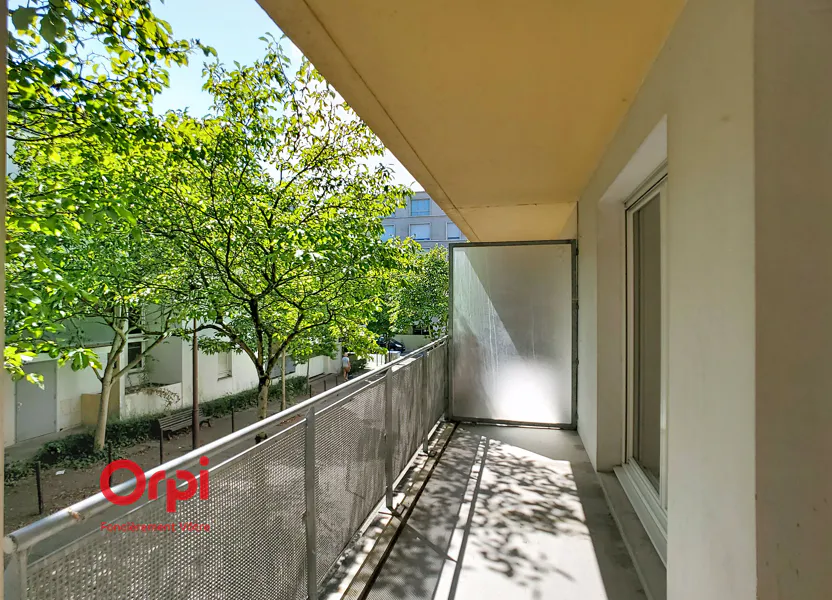 Flat Rue Julien Le Panse in Nantes