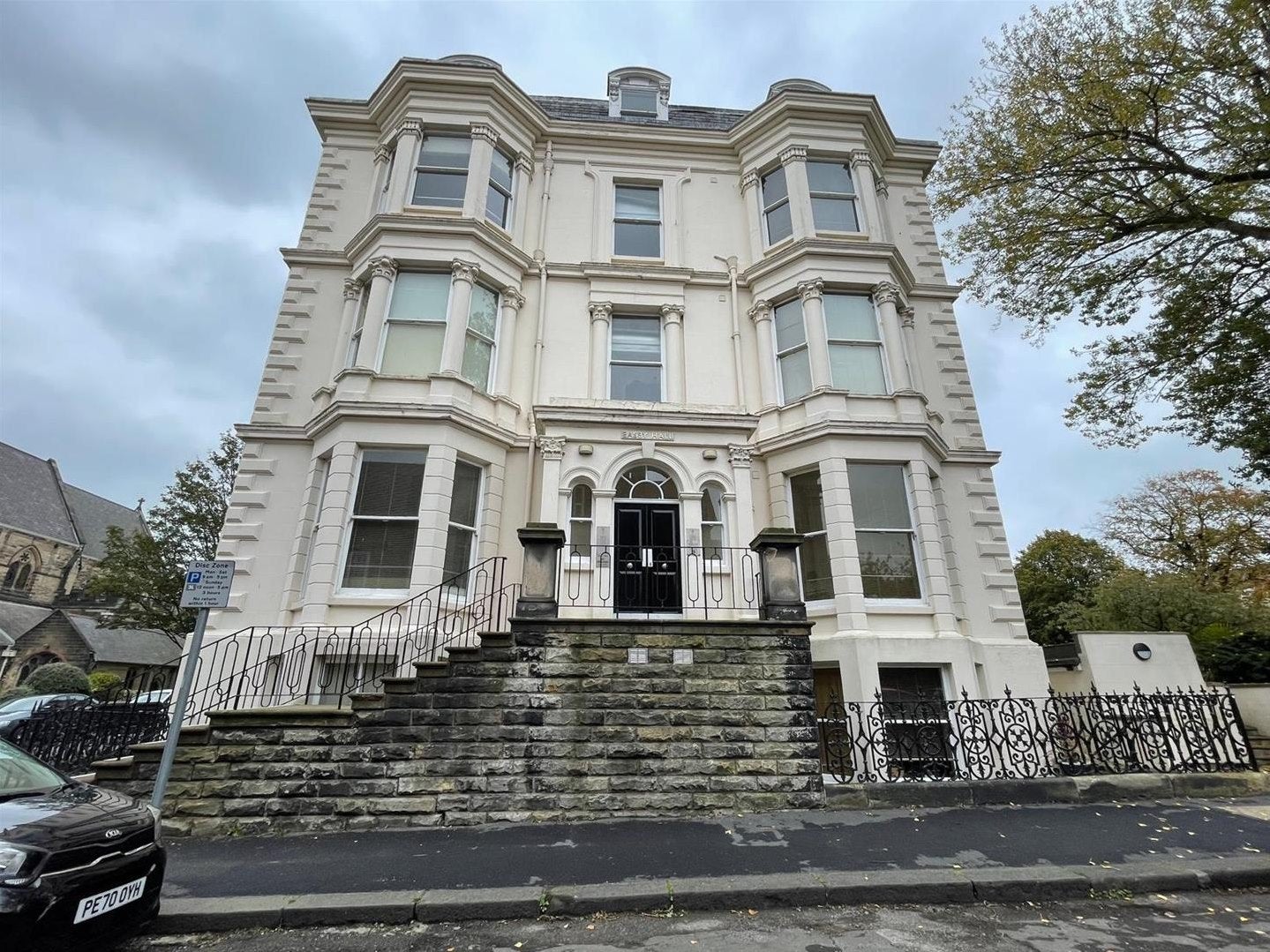 Flat St Martin's Avenue in Scarborough