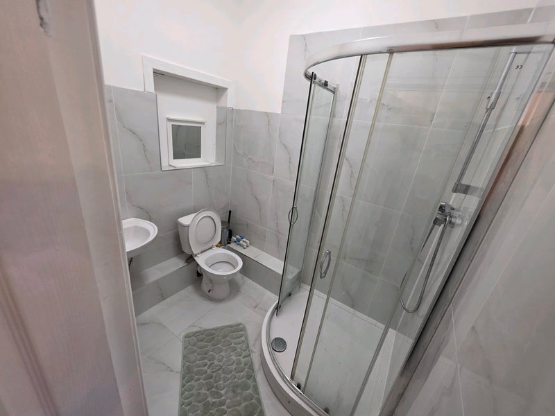 Flat Manchester Road in Tameside