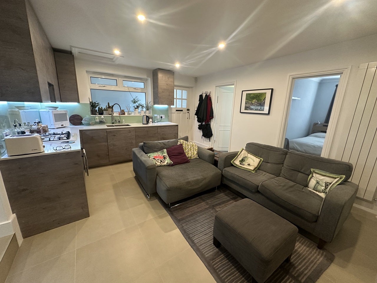 Flat Sudbourne Road in Greater London