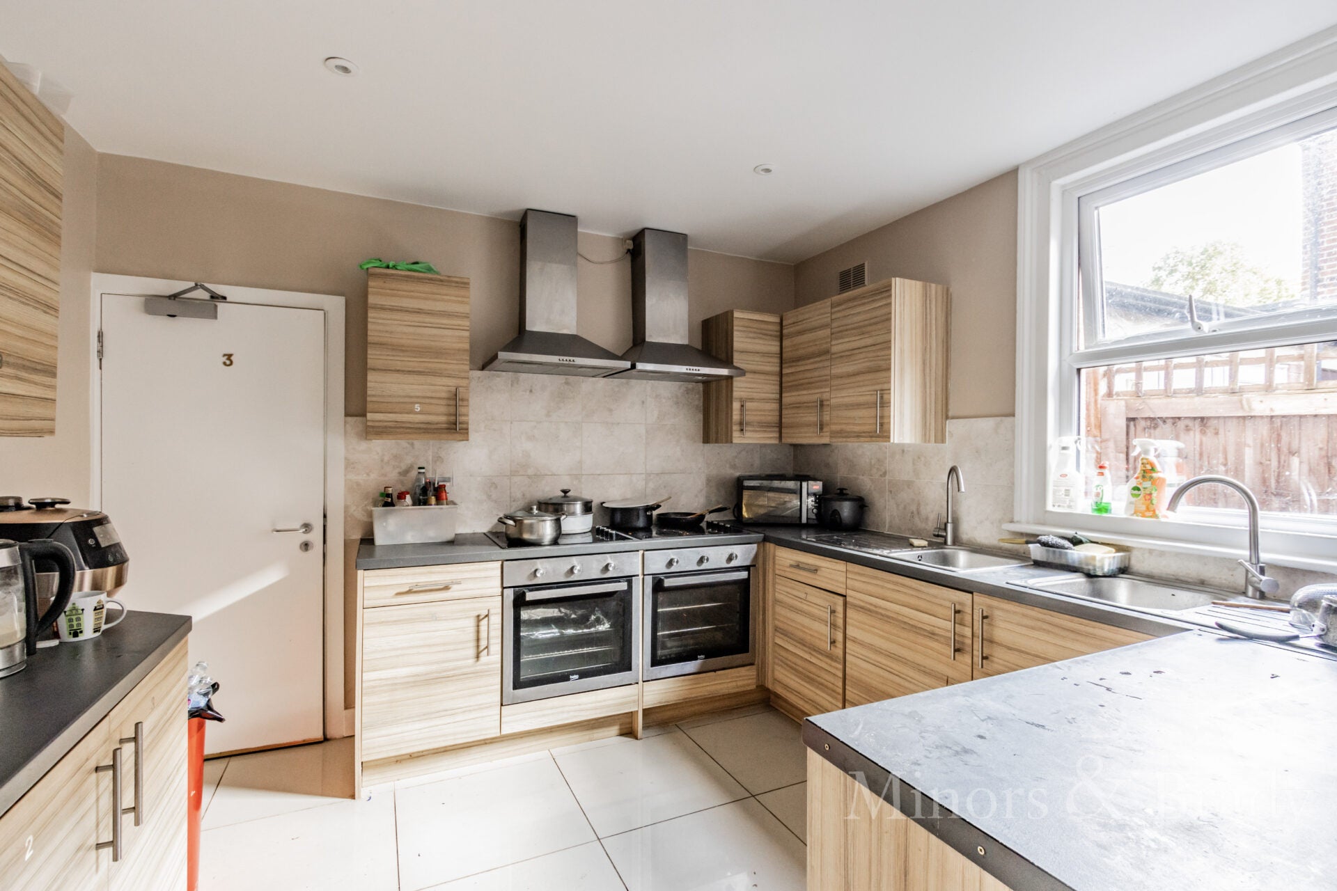 Room Earlham Road in Norwich