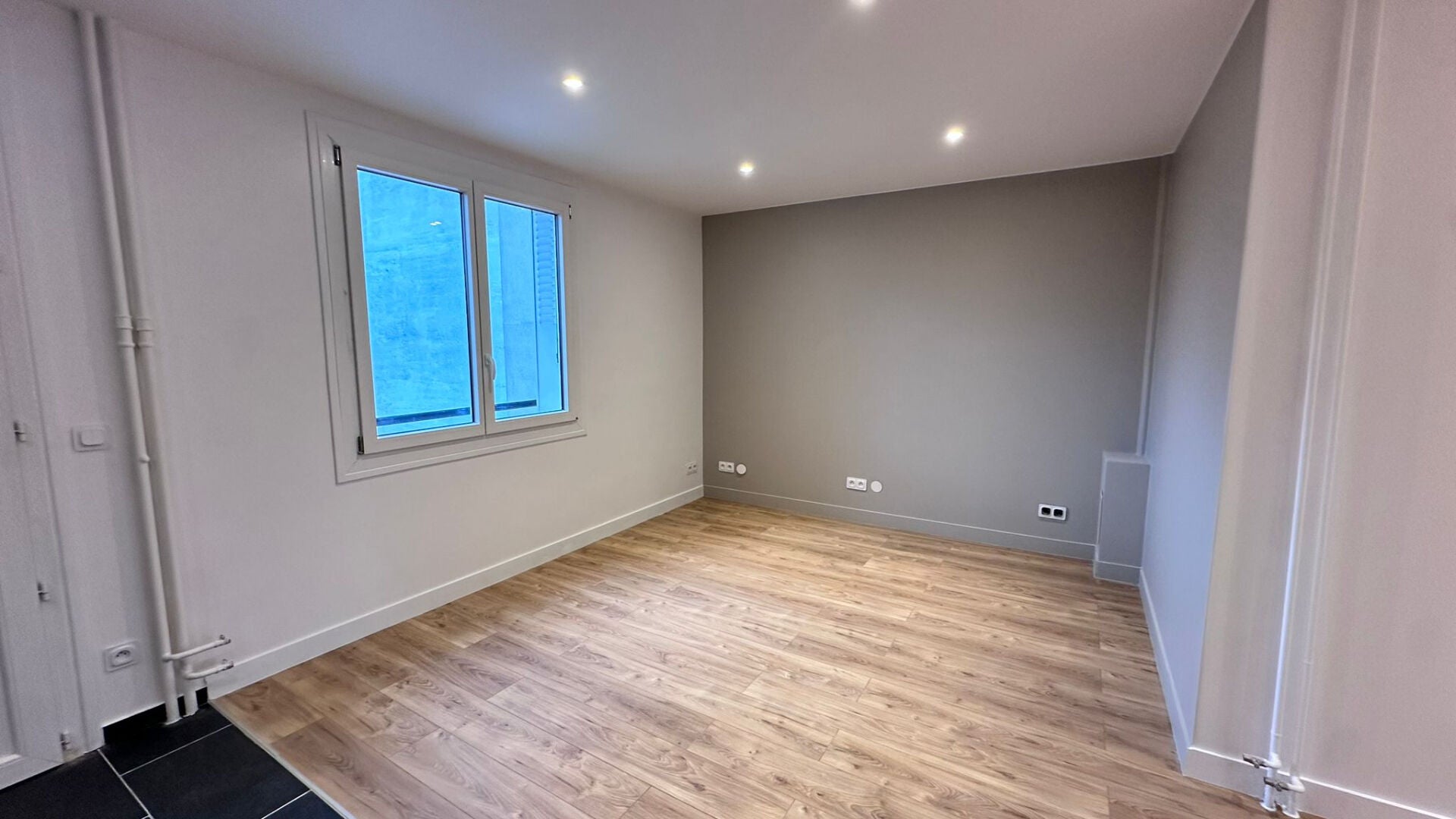 Flat Avenue de Balzac in Saint-Maur-des-Fossés