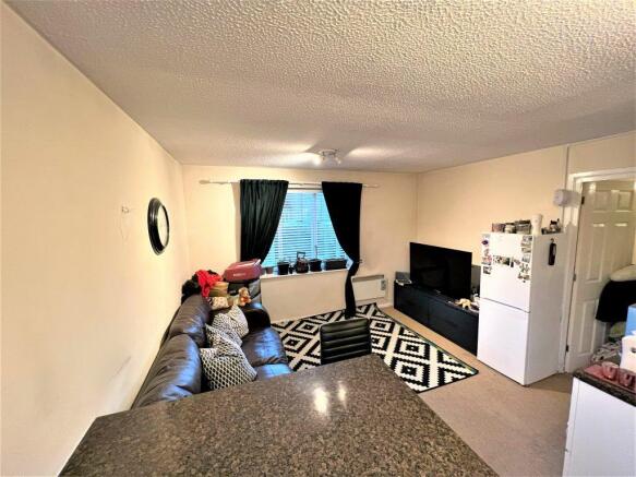 Flat Amber Court in Swindon