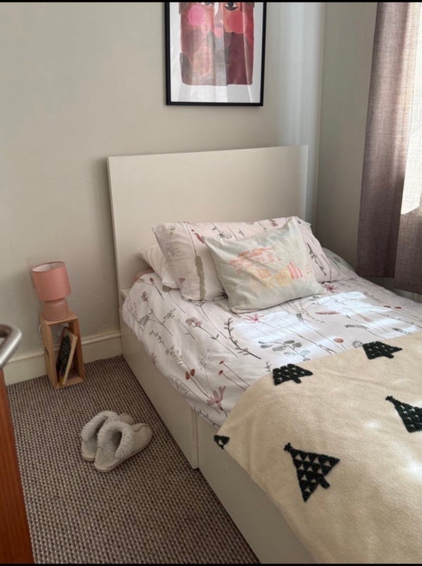 Room Ashmore Road in City of Westminster