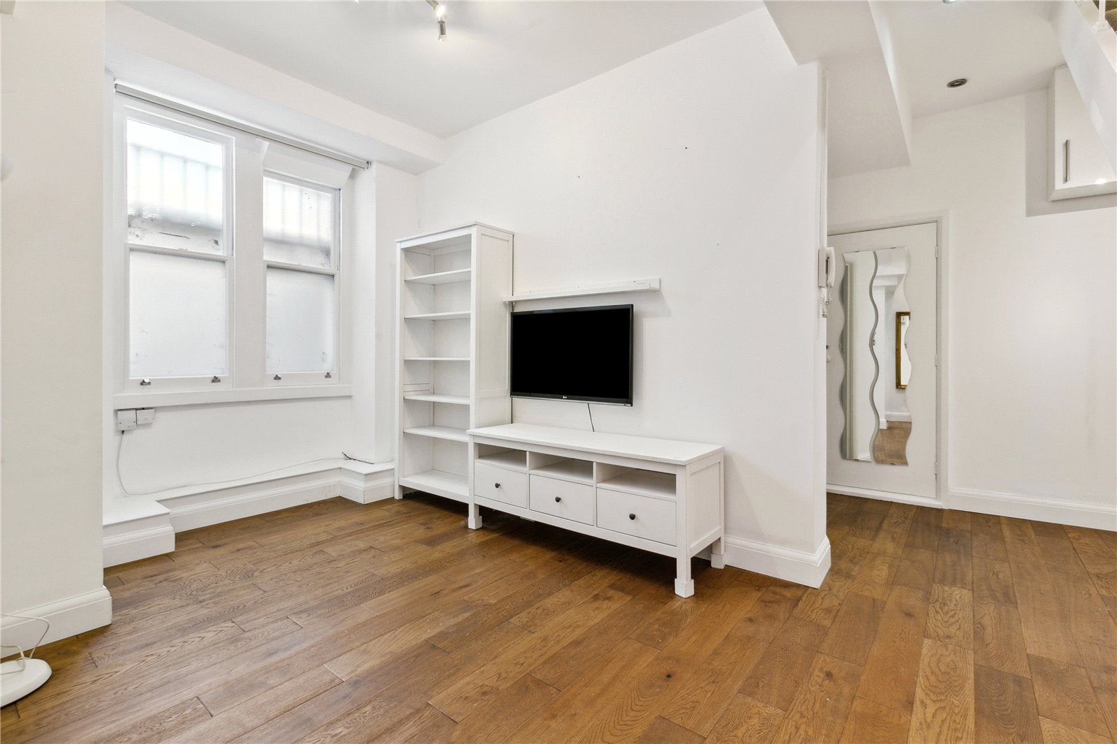 Flat Ormonde Gate in Greater London