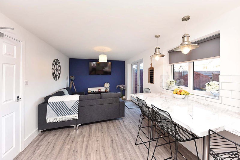 Room Merlin Avenue in Knutsford