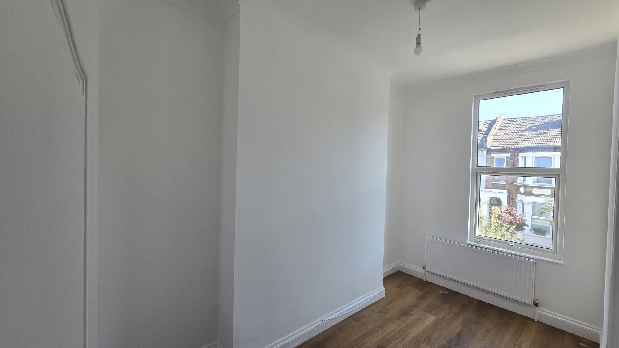 Flat Tubbs Road in Greater London