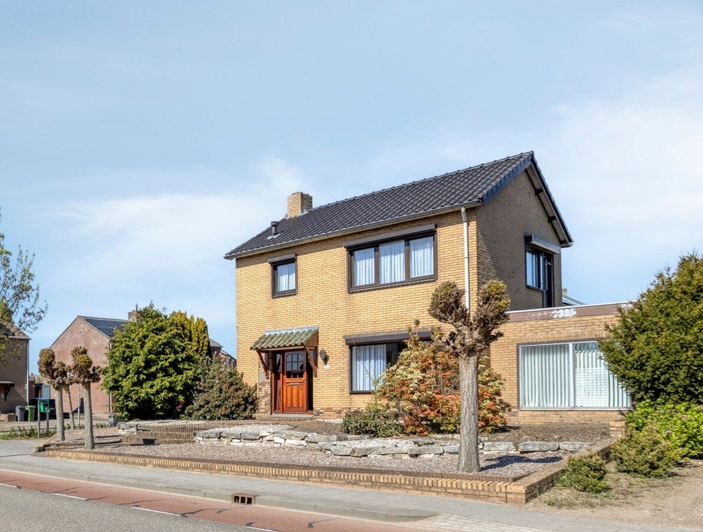 Huis Stationsweg 23 in Maasbracht