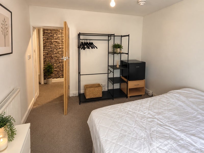 Room Bridgend Road in Aberkenfig