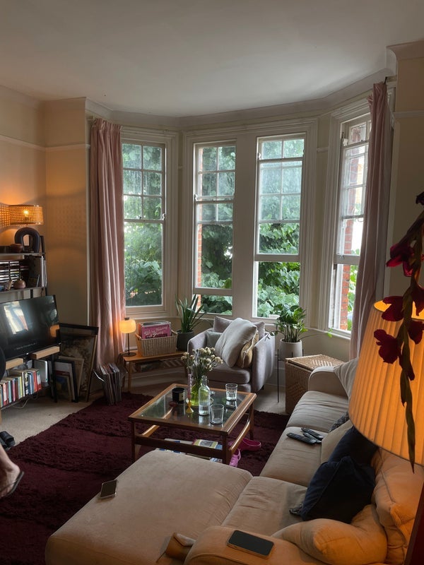 Room Cranwich Road in Greater London