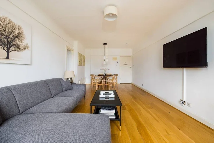 Flat Fulham Road in Greater London