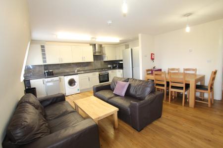 Room Old Warwick Road in Royal Leamington Spa