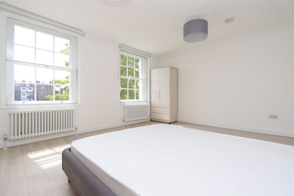 Room Globe Road in Greater London