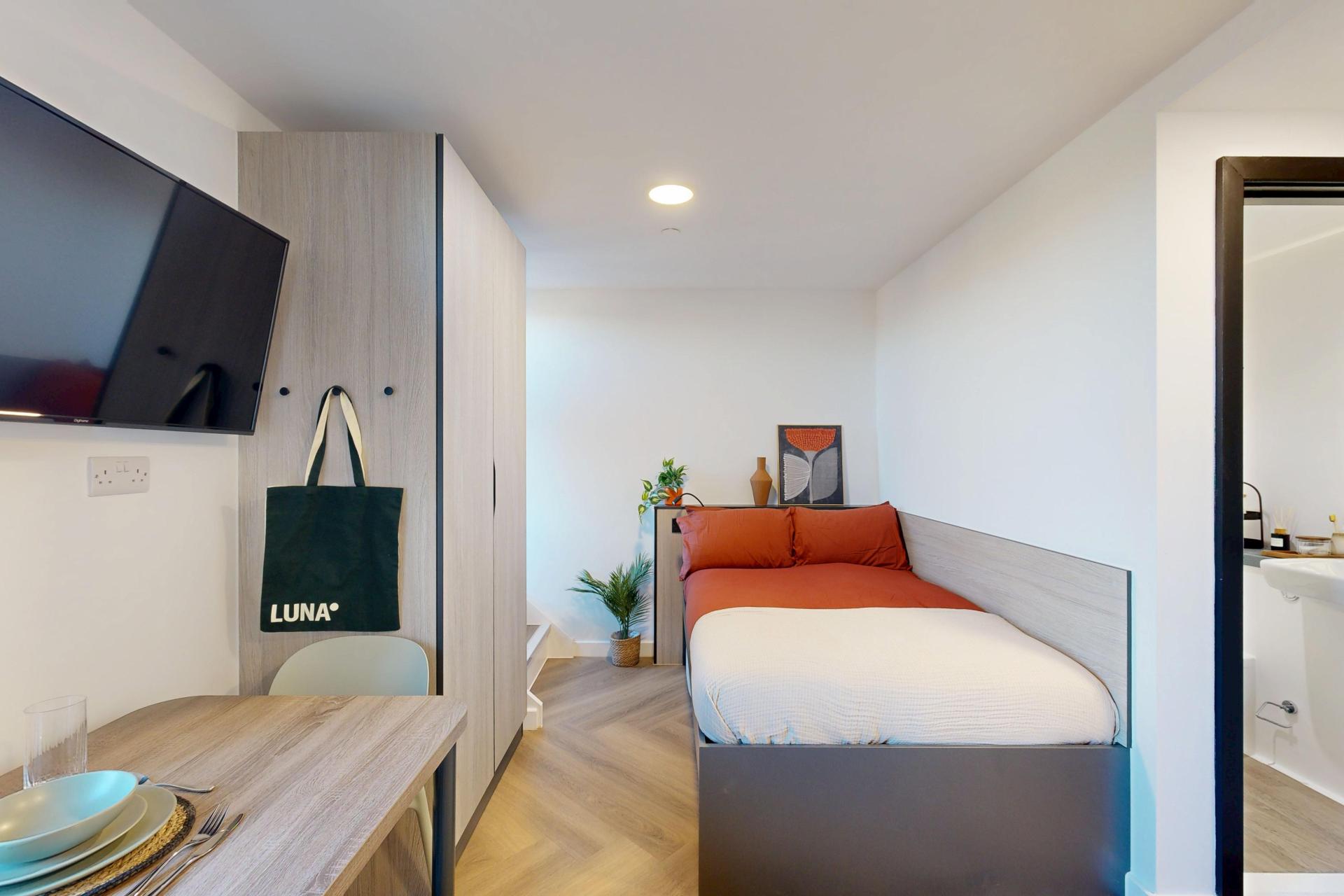 Room Radmarsh Road in Nottingham
