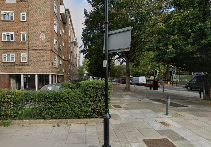 Room City Road in Greater London