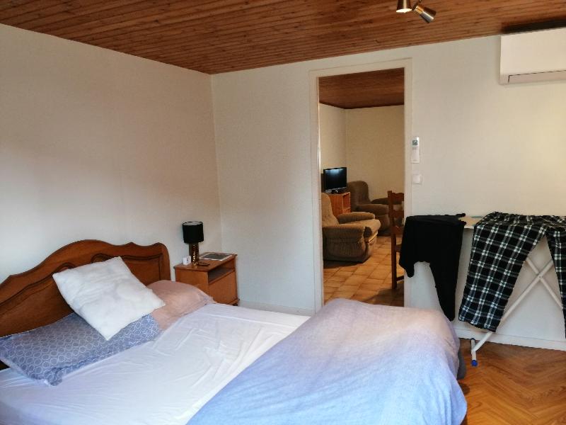 House Rue des Treilles in Libourne