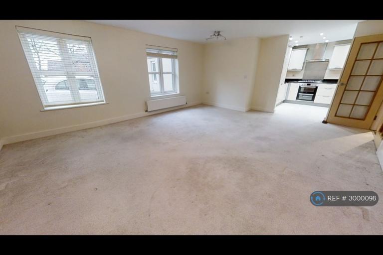 Flat Manchester Road in Heywood