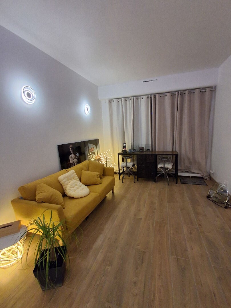 Flat Rue d'Alésia in Paris