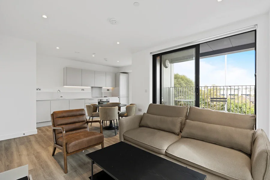 Flat The Mint in Godalming