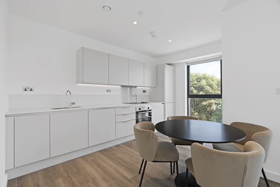 Flat The Mint in Godalming