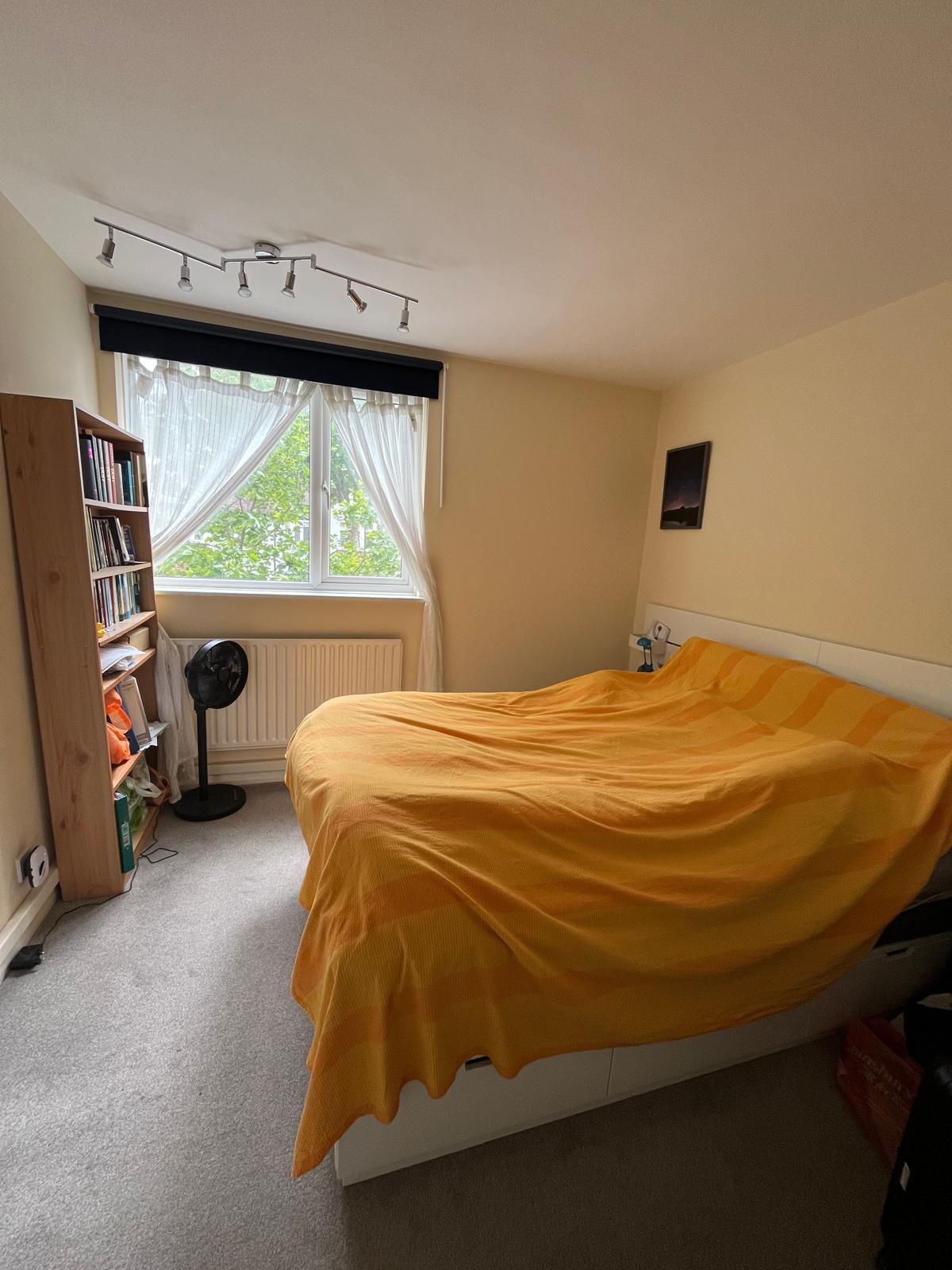 Flat Magdalen Road in Greater London
