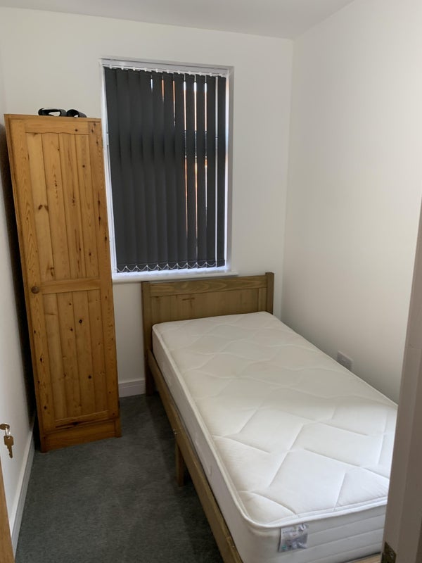 Room Nutfield Road in Leicester