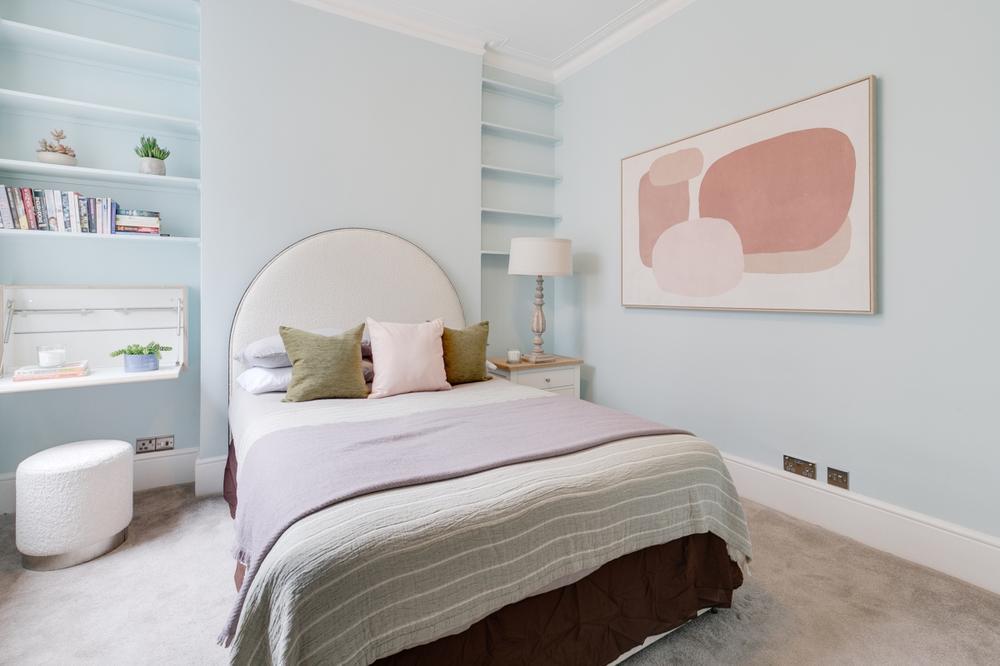 Flat Harewood Row in City of Westminster