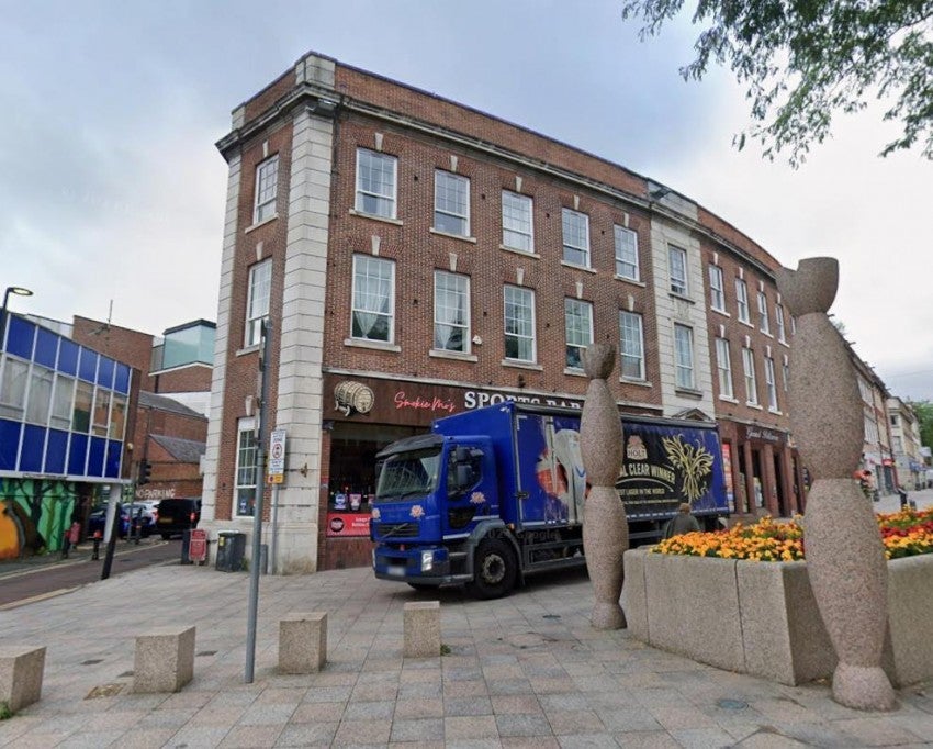 Flat Horrocks Lane in Warrington