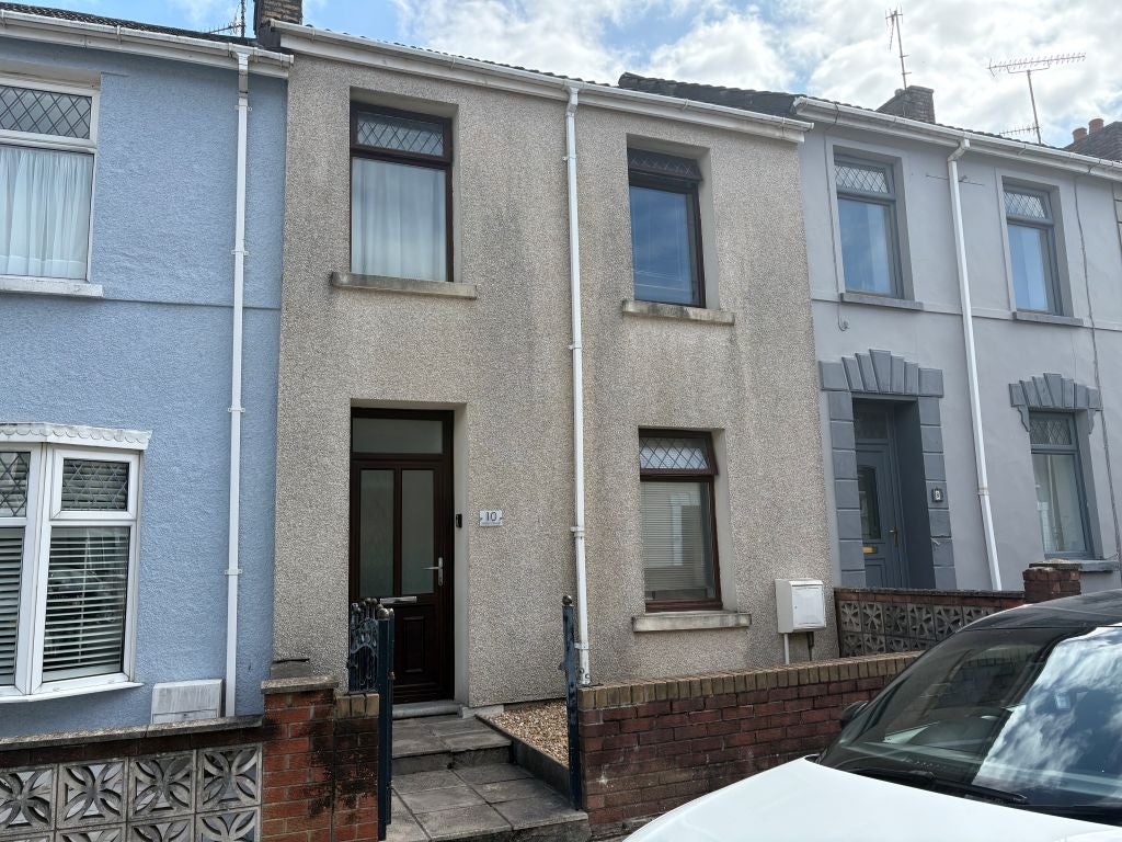 Room Albert Street in Llanelli
