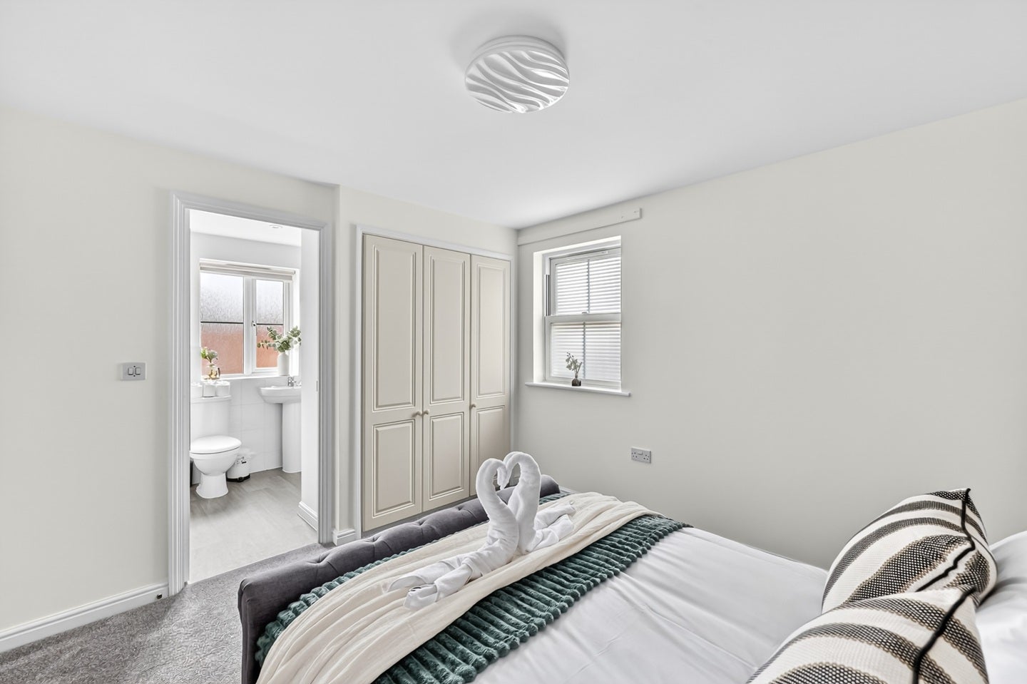 House Russet Close in Ravensden