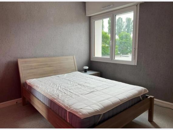 Chambre Rue duffour-dubergier à Bordeaux