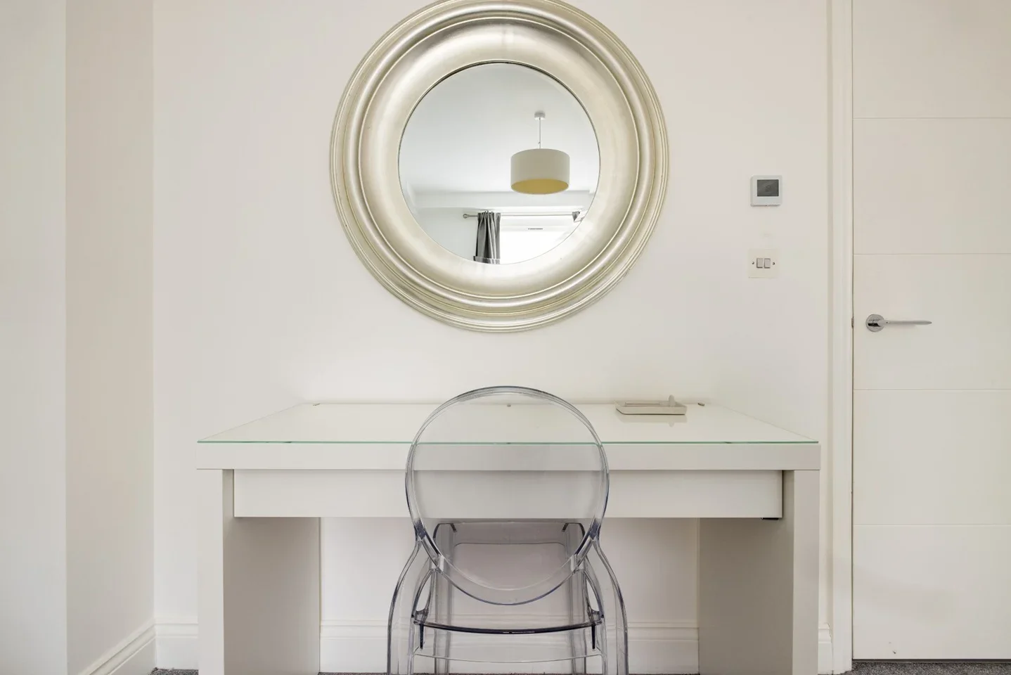 Flat Cranleigh Street in Greater London