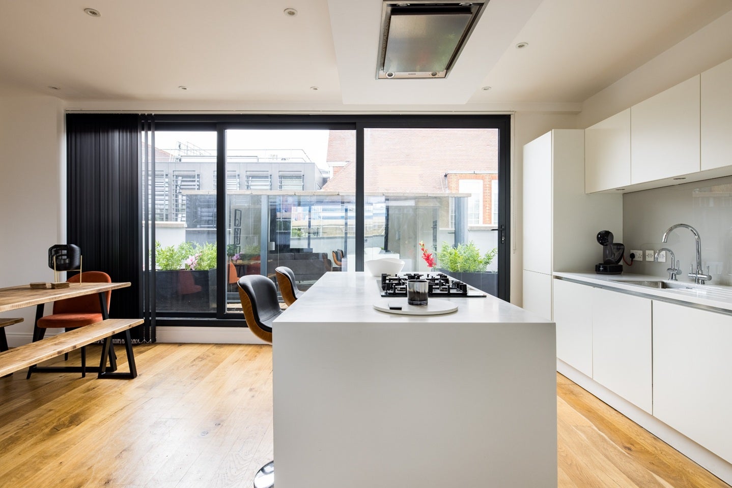 Flat Cranleigh Street in Greater London