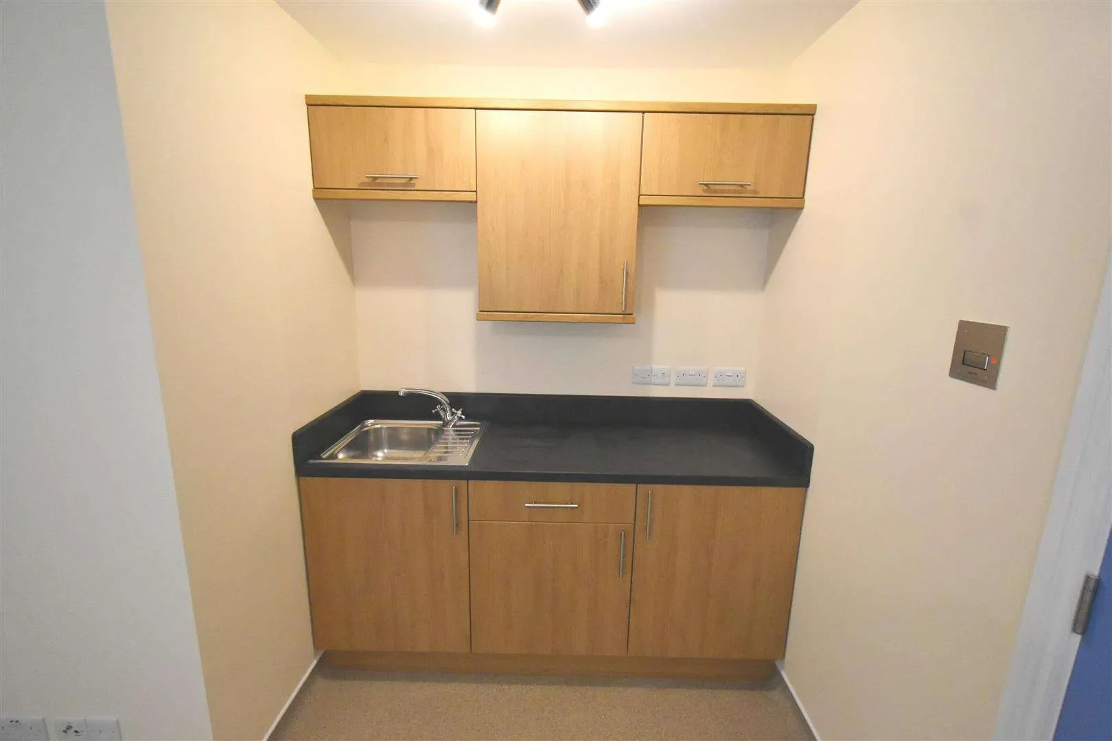 Flat Heath Street in Dartford