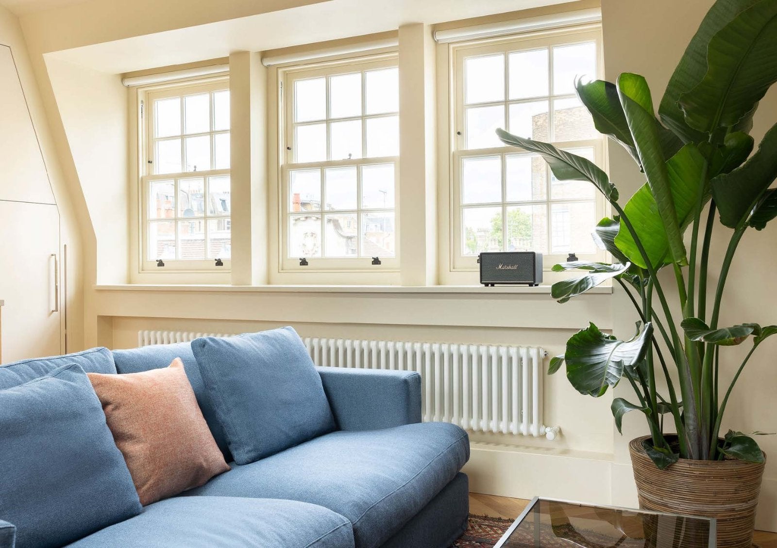 Flat Harley Street in London