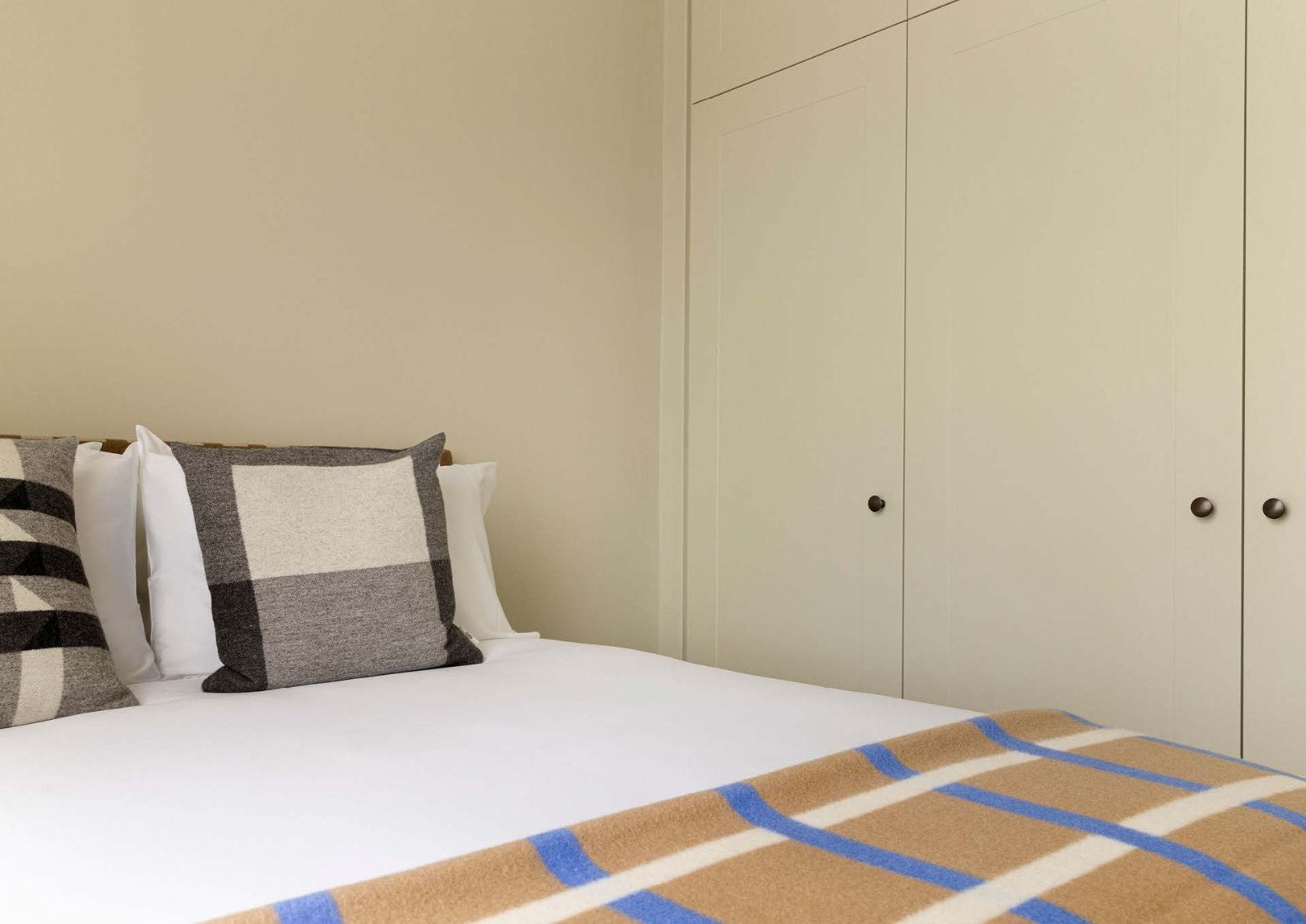 Flat Harley Street in London