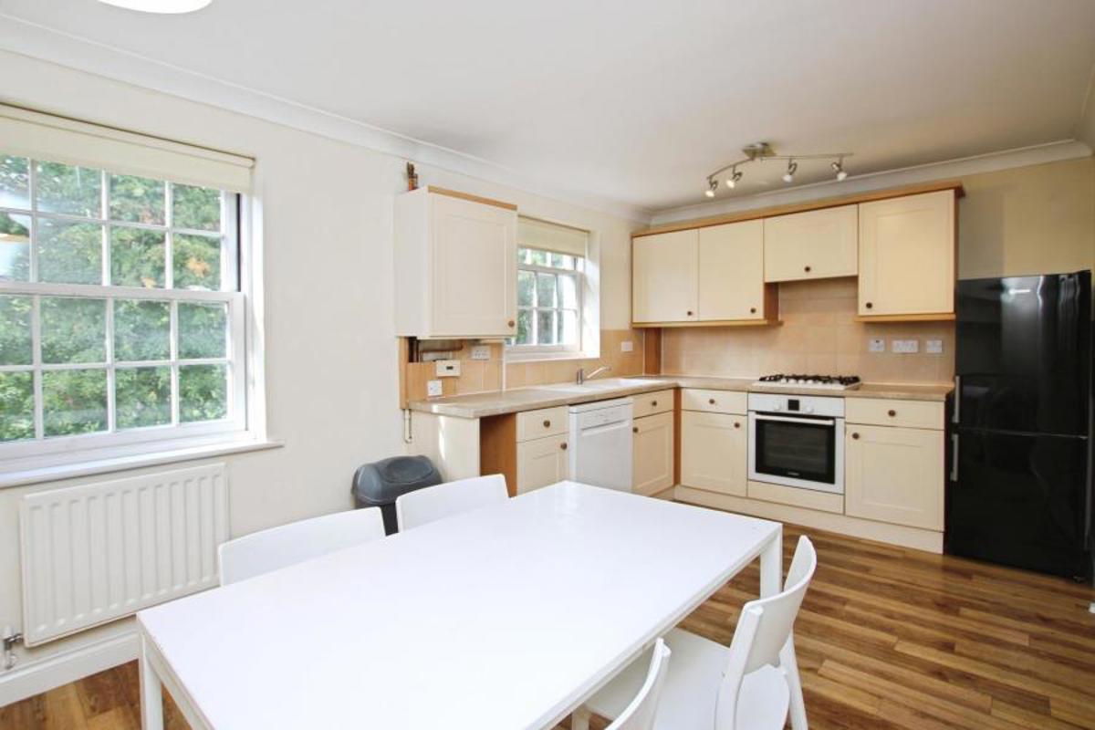 House Thomas Way in Stoke Gifford