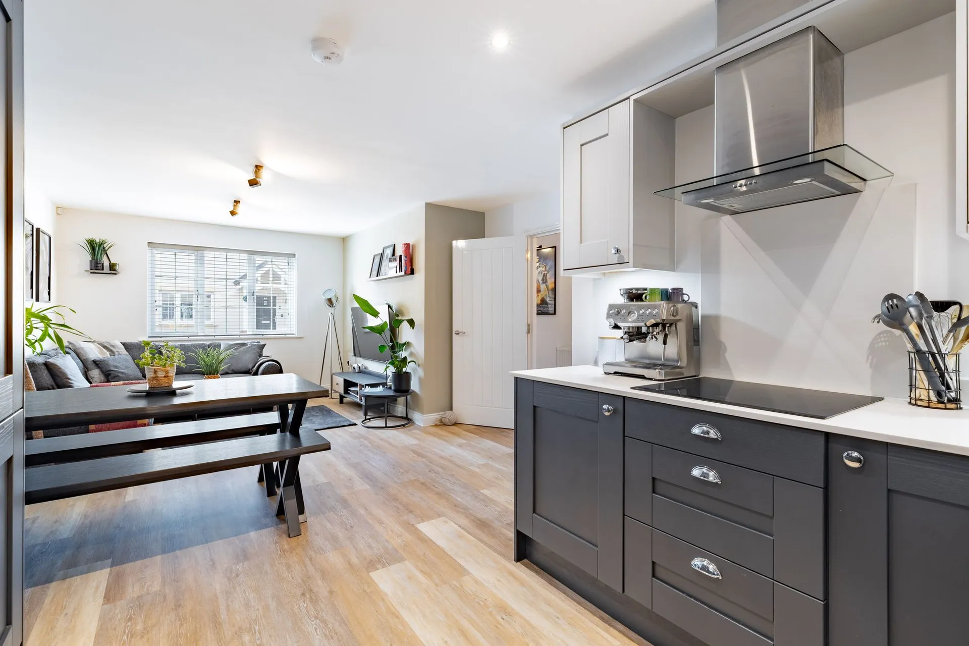 Flat Nightingale Road in Great Barford