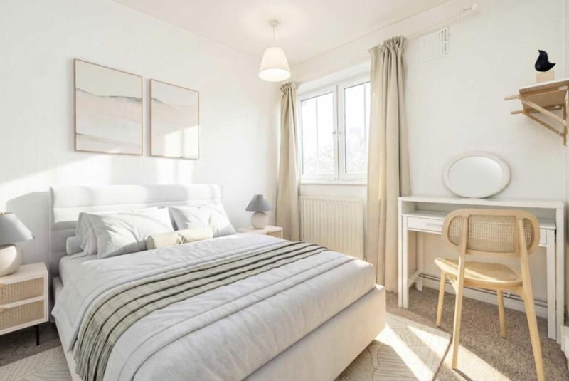 Room Fair Street in Greater London