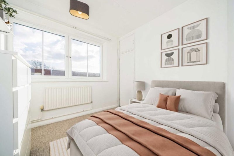 Room Fair Street in Greater London