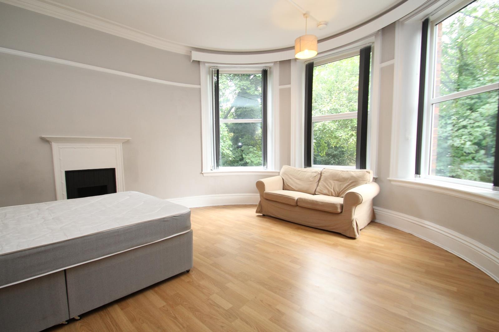 Flat Westfield Terrace in Leeds