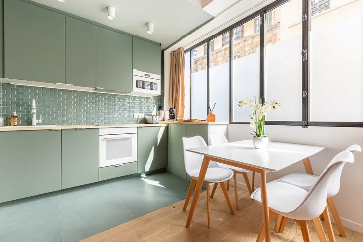 Appartement Rue la Condamine à Paris