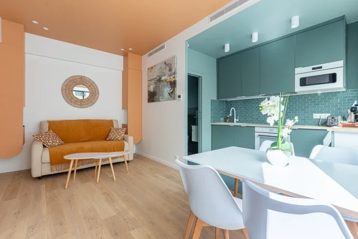 Appartement Rue la Condamine à Paris