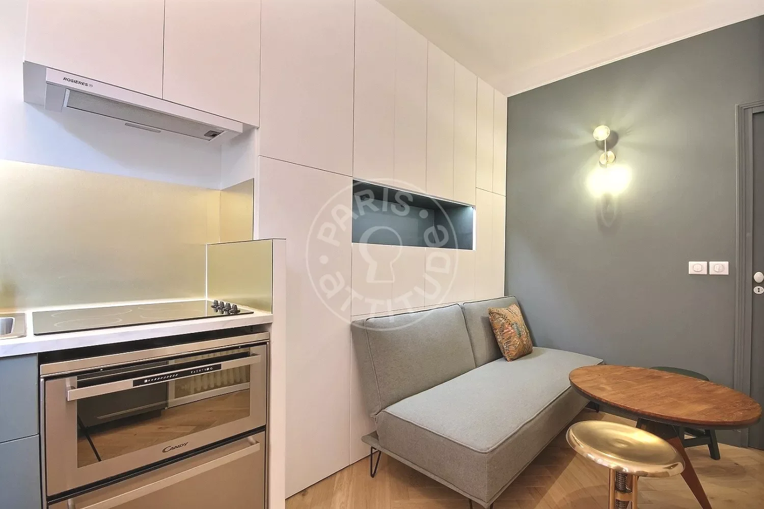 Flat Rue des Entrepreneurs in Paris