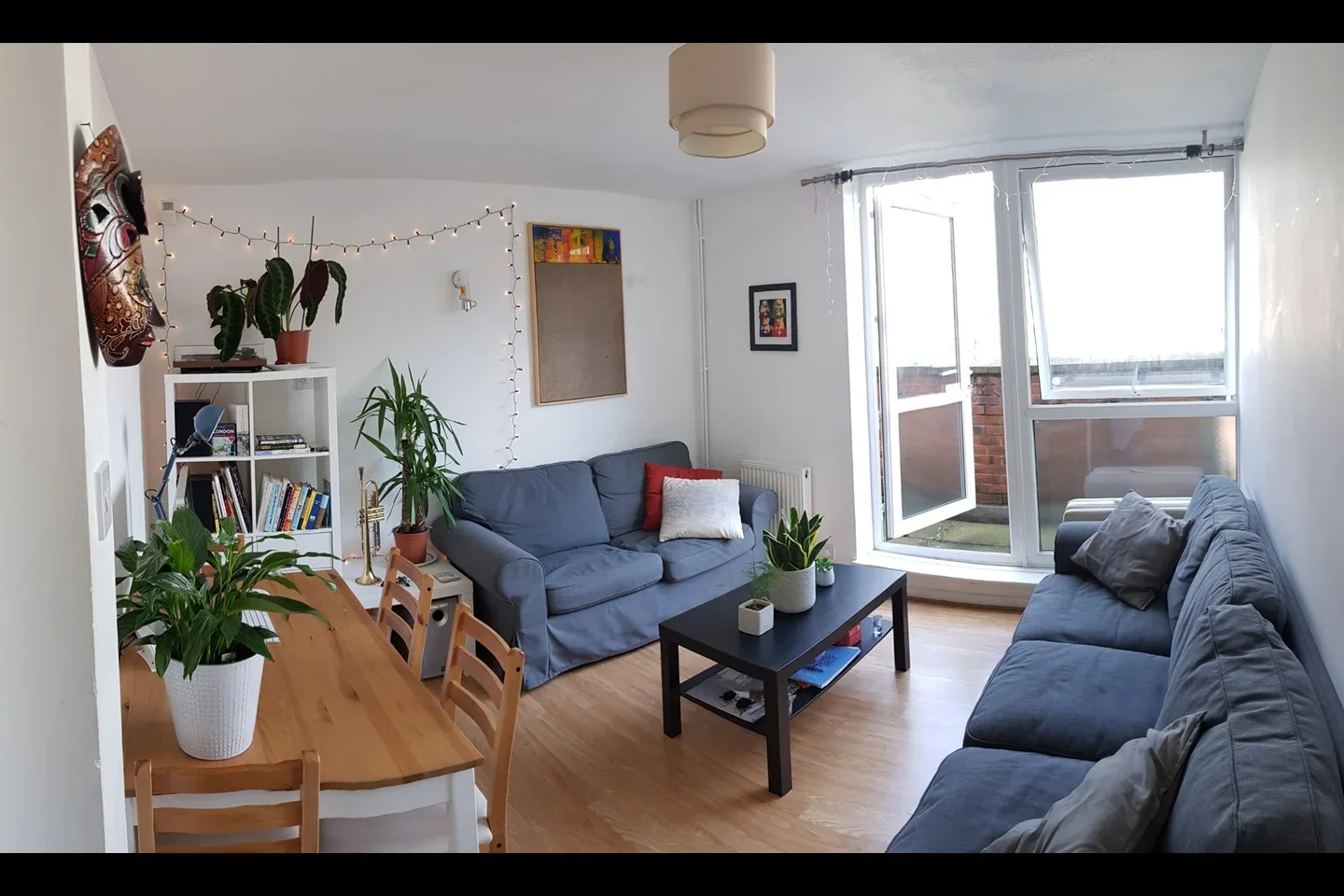 Flat Pitfield Street in Greater London