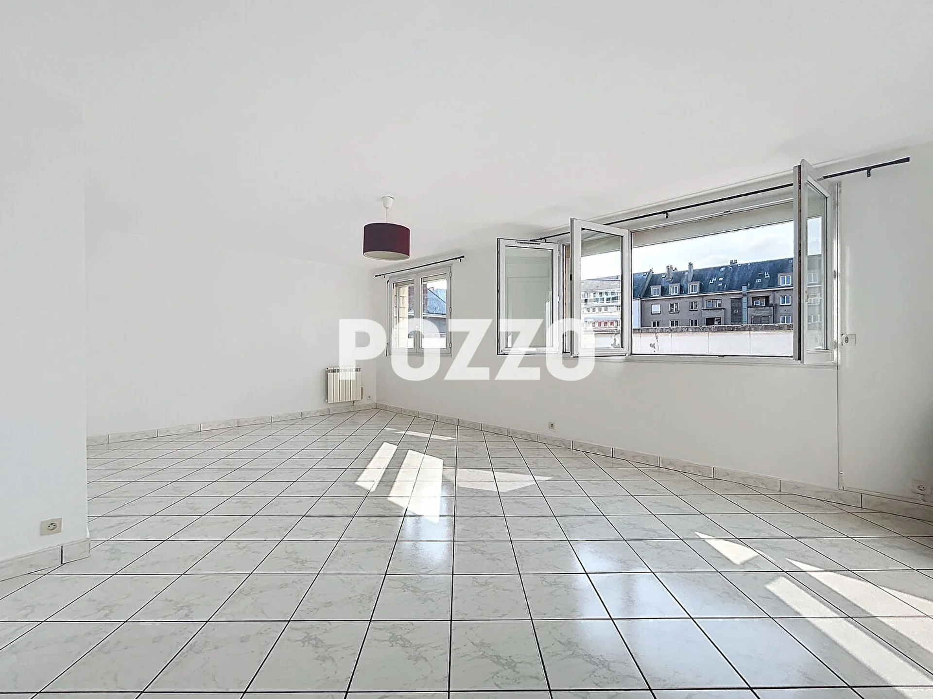 Flat Rue Laplace in Caen