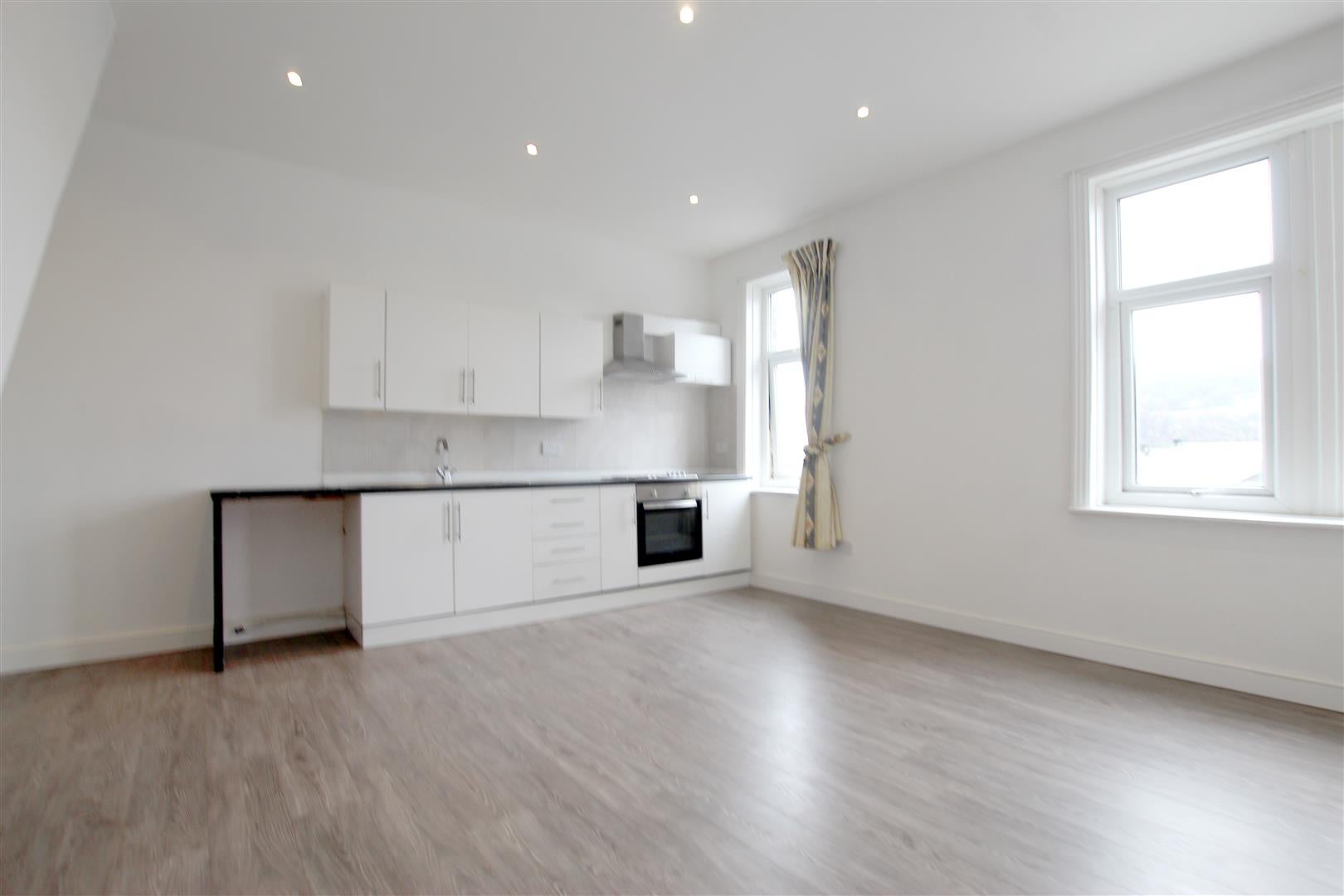 Flat Keighley Road in Bradford